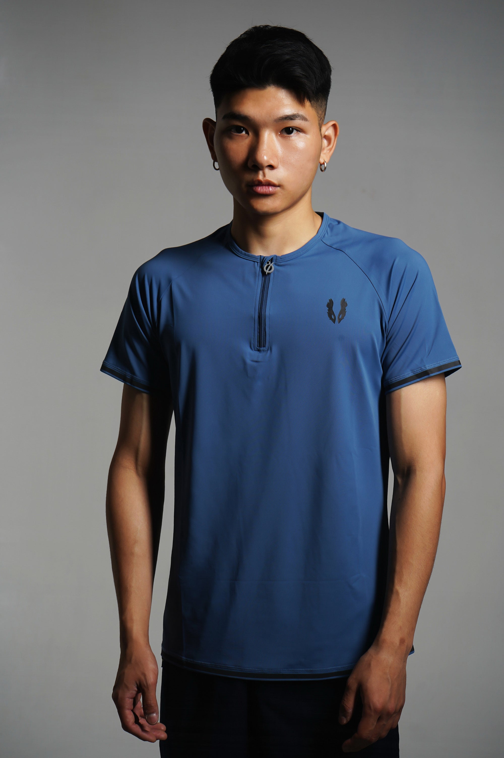 Navy zip-top training shirt