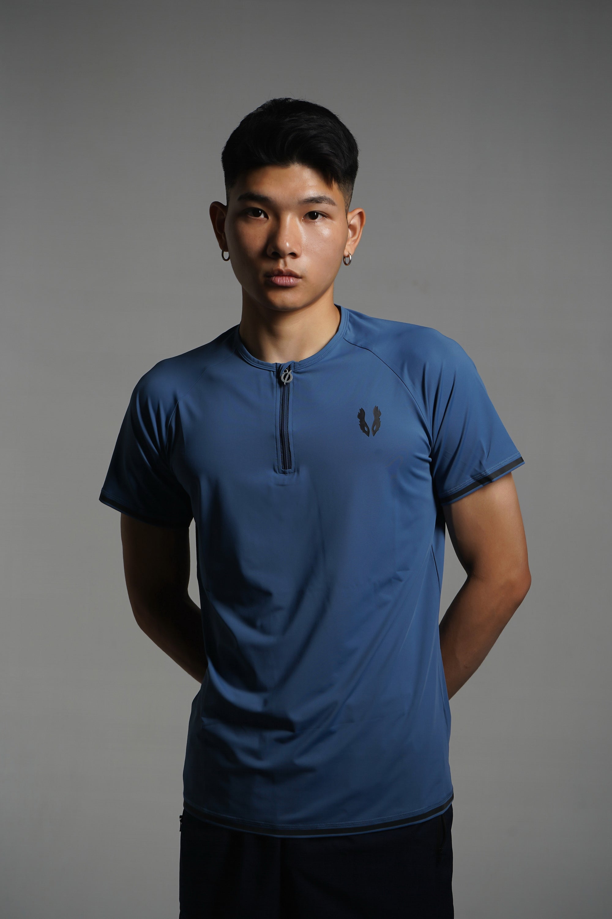 Navy zip-top training shirt