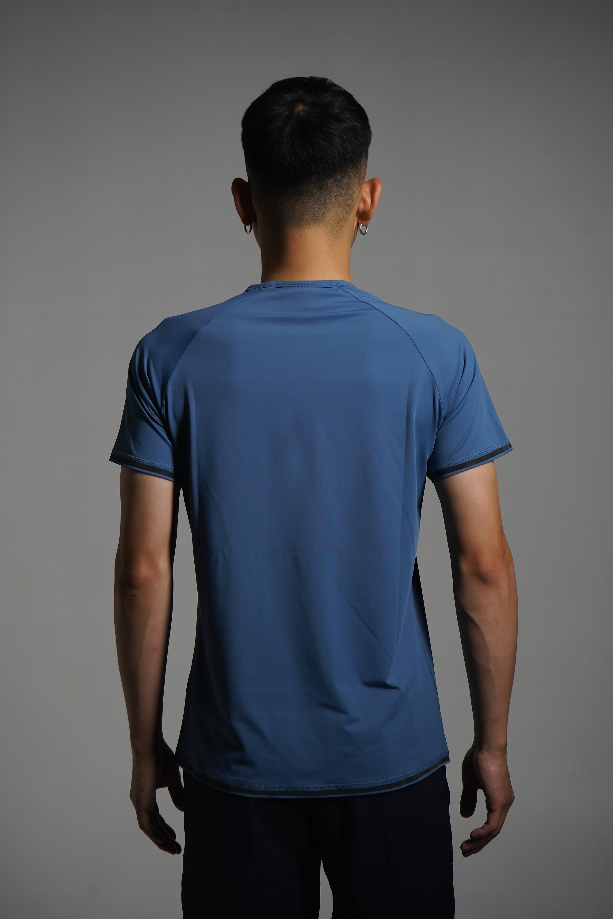 Navy zip-top training shirt